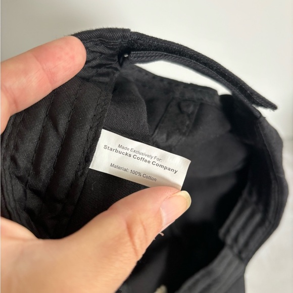 Starbucks black and white snapback hat‎ - Picture 3 of 5